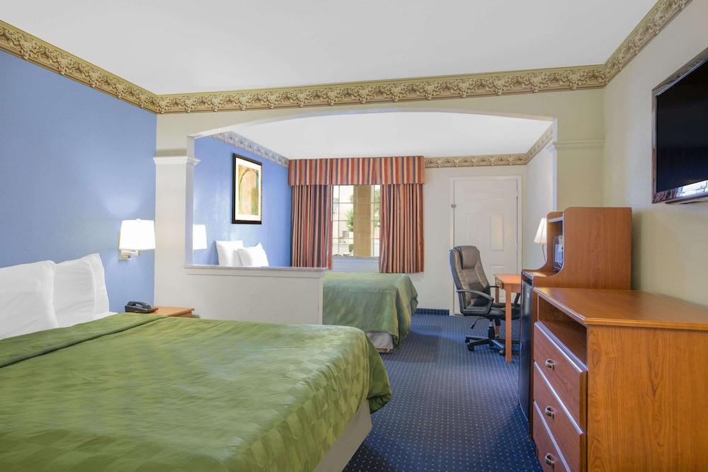 Days Inn By Wyndham Nacogdoches/Sfa University/Downtown Exteriér fotografie